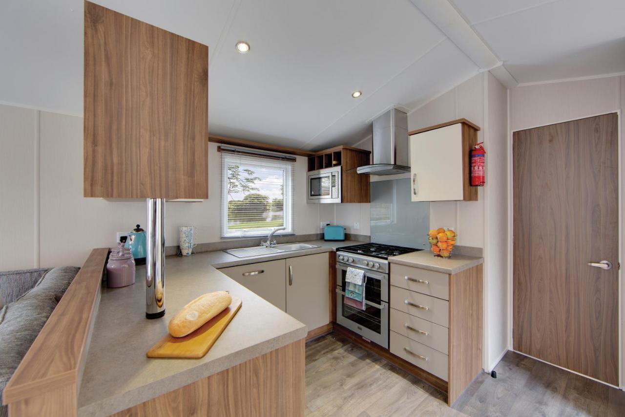 Pentire Coastal Holiday Park Bude Bagian luar foto